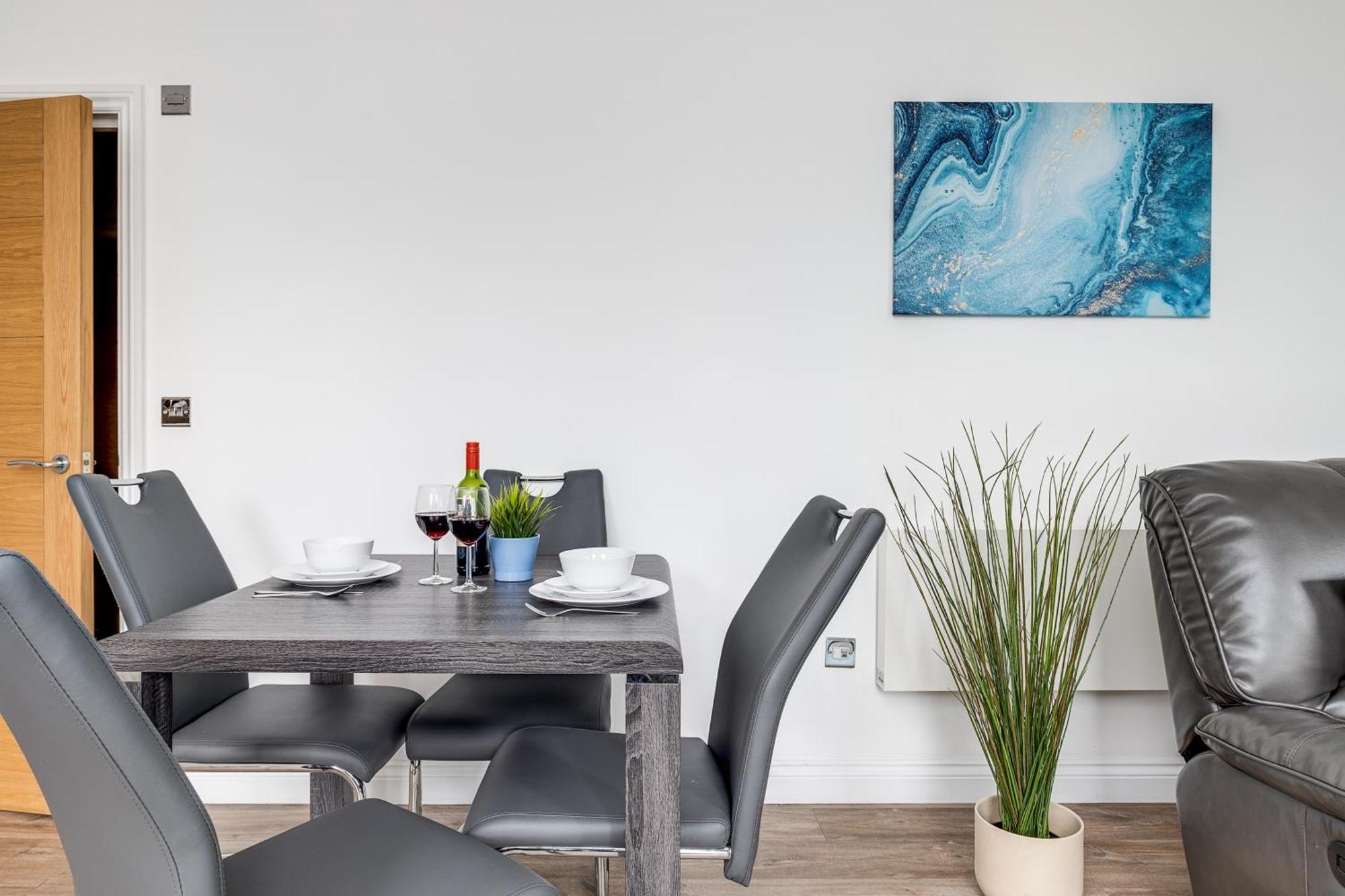 Pluxa Blue Sapphire Luxury Stay Free Parking Free Wifi - Walk Everywhere, Travel, Biz, Leisure Birmingham Esterno foto