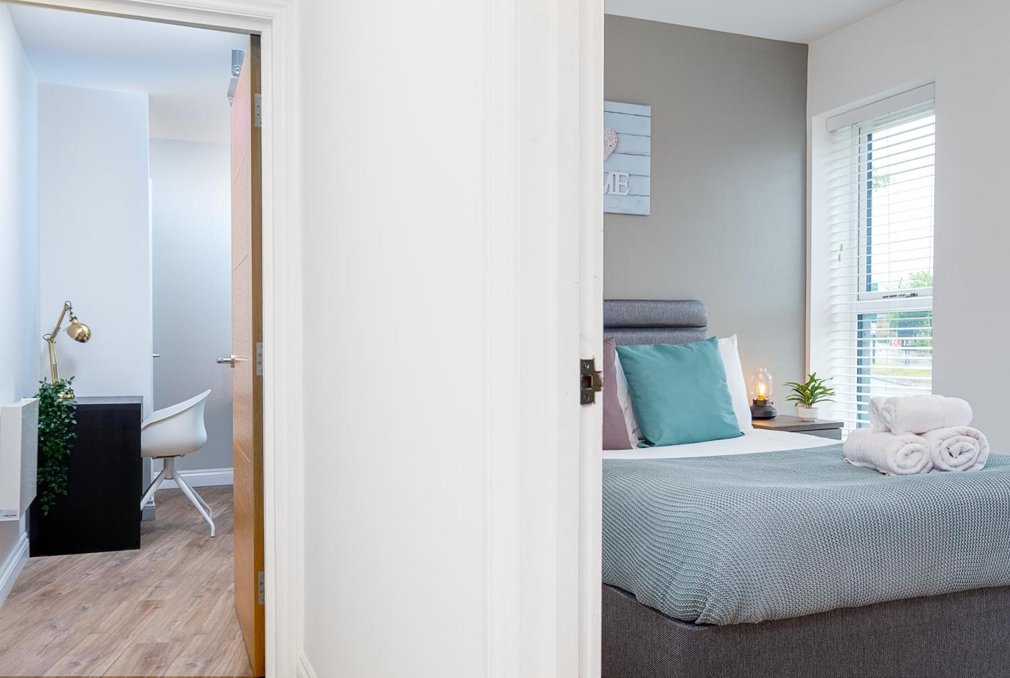 Pluxa Blue Sapphire Luxury Stay Free Parking Free Wifi - Walk Everywhere, Travel, Biz, Leisure Birmingham Esterno foto